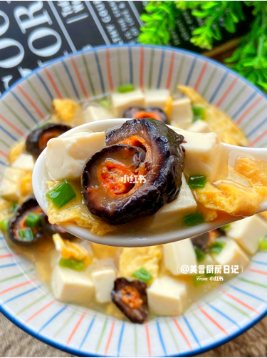 鲜美爽滑的海参豆腐汤～低脂低卡高蛋白