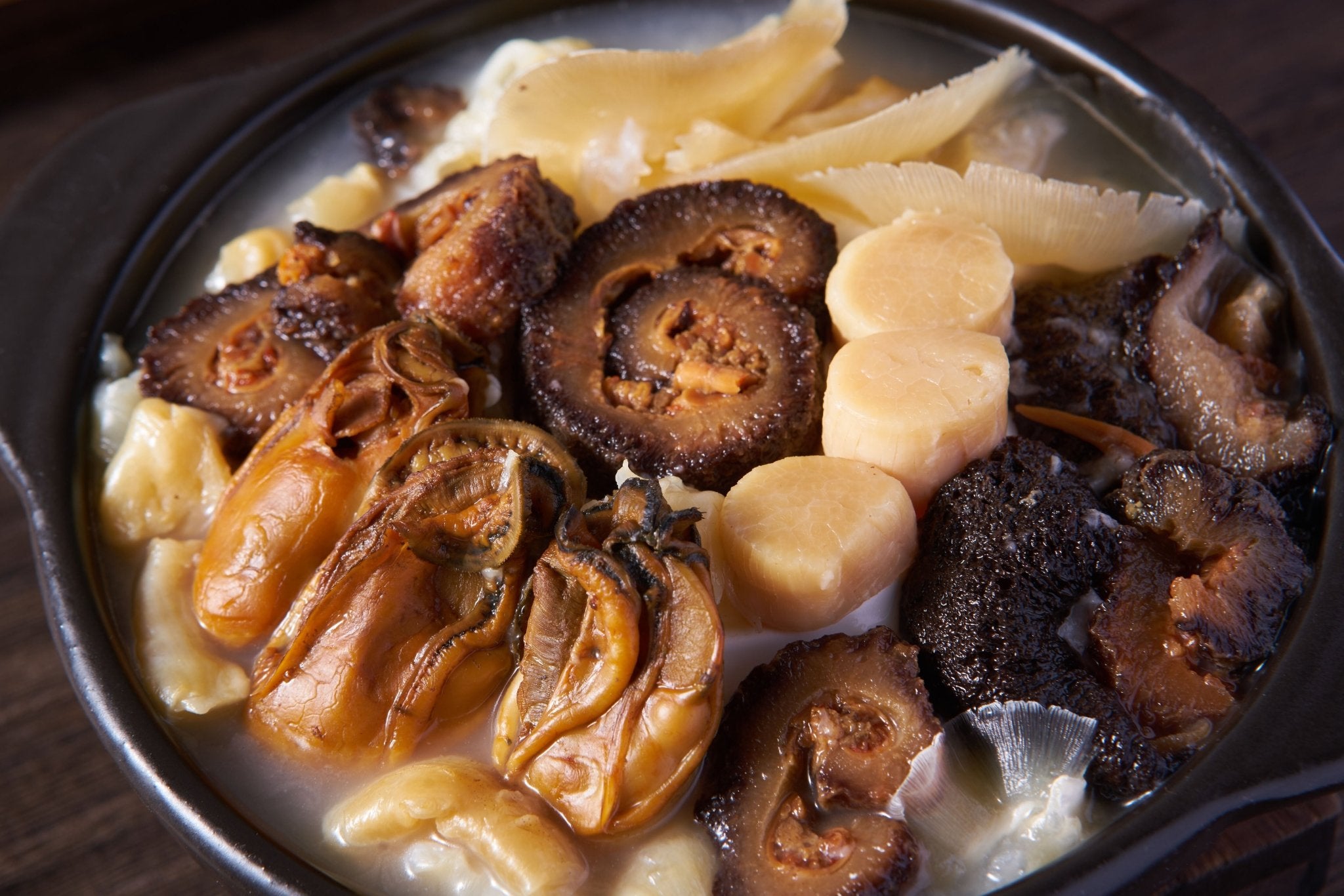豪華盆菜 (2 - 3人份) - On Hing Dry Seafood