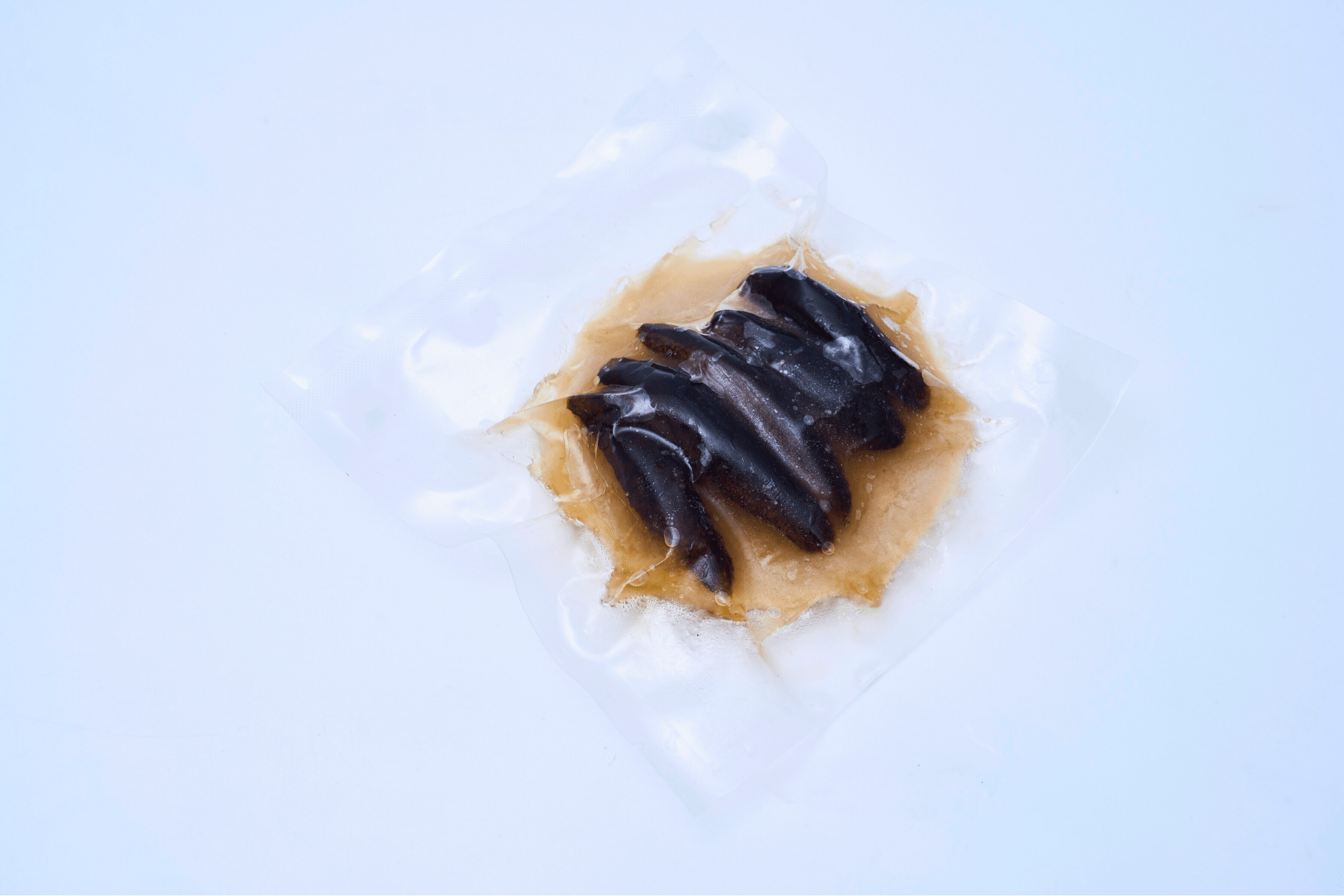 紅燒鮑汁小黑刺參 - On Hing Dry Seafood